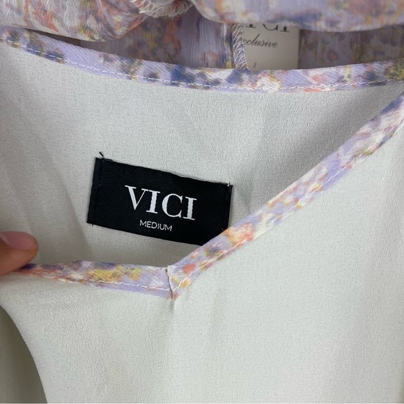 NEW Vici x Fate Dashing Daisies Chiffon Maxi Dress Purple Floral Size Medium - Picture 11 of 13